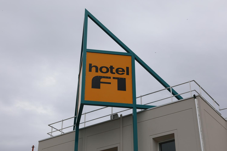 Others 2, hotelF1 Orange Centre Echangeur A7 A9, Vaucluse