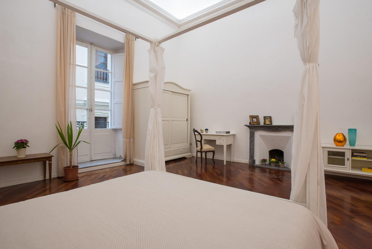 Others 2, Residenze al Castello, Cagliari