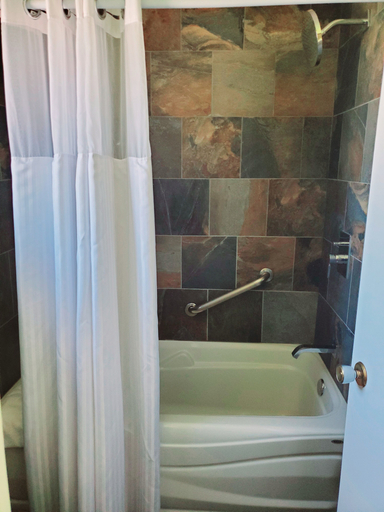 Bathroom 4, The Port-O-Call Inn & Suites, Nanaimo