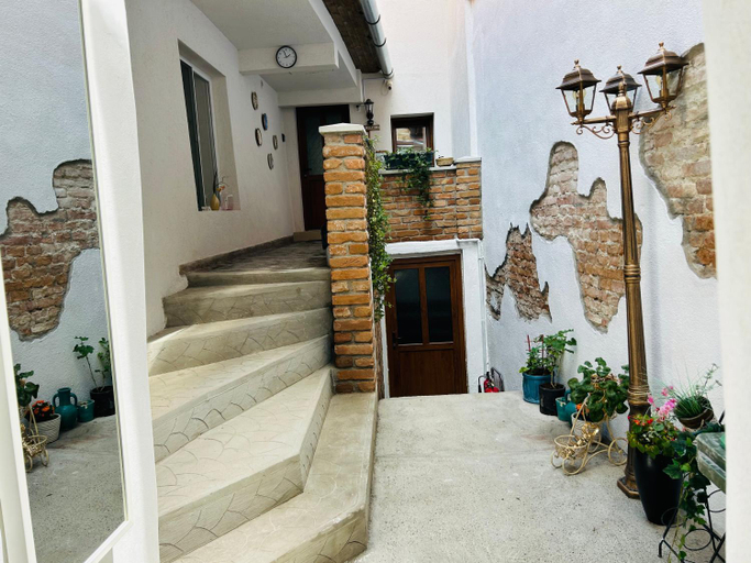 3, T4House, Sighisoara