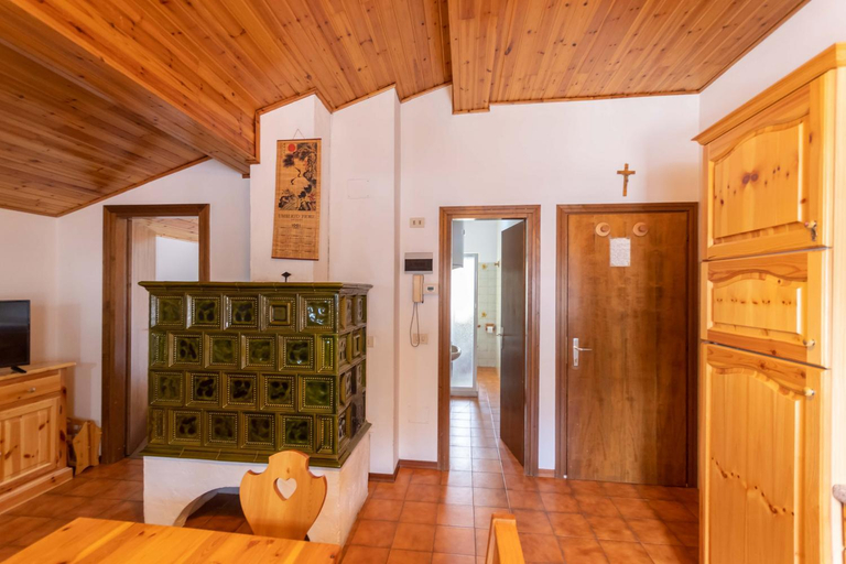 Others 4, Chalet Catinaccio, Trento