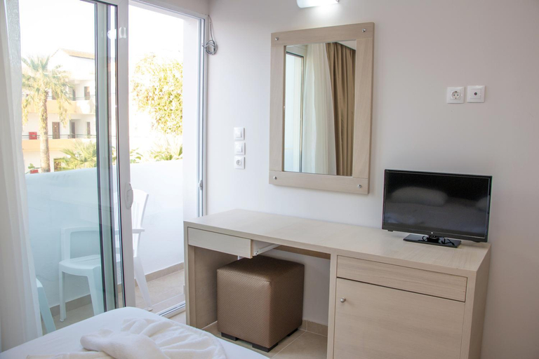 Bedroom 3, Marathon Hotel - All Inclusive, South Aegean