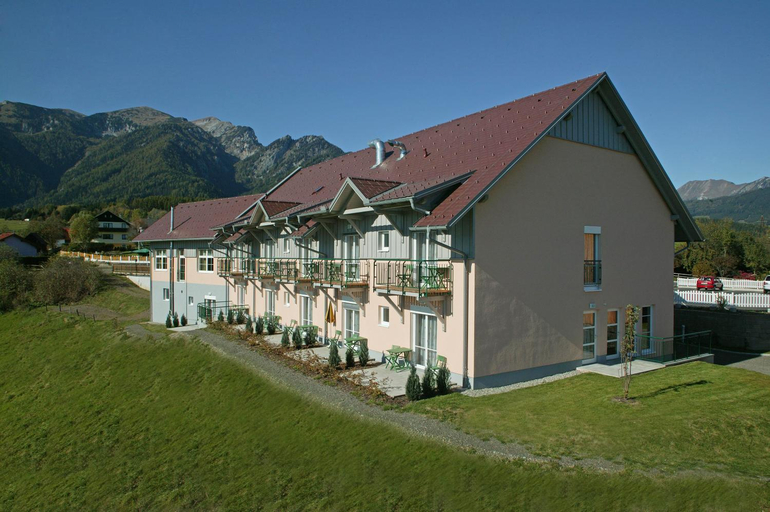 Exterior & Views 1, Landhotel Reitingblick, Leoben
