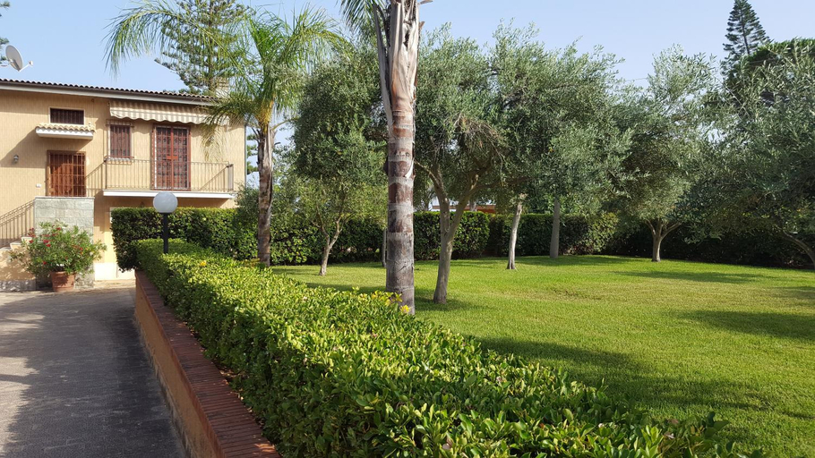 Exterior view 3, Villa Sogno sulla Spiaggia, Syracuse