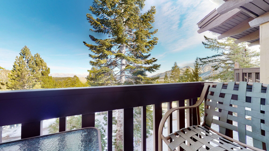 Property grounds 2, Mammoth Point #106 2 Bedroom Condo by RedAwning, Mono