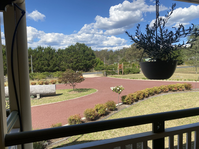 Others 4, Logger's Rest, Stanthorpe