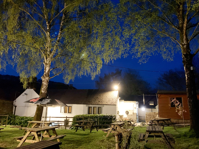 Exterior & Views 2, The Moon Inn at Stoney Middleton, Derbyshire