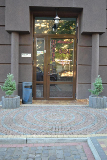 Facilities 4, Tonal, Mukachivs'ka