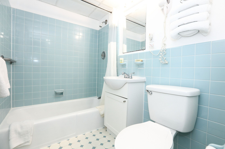 Bathroom 3, Olympic Island Beach Resort, Cape May