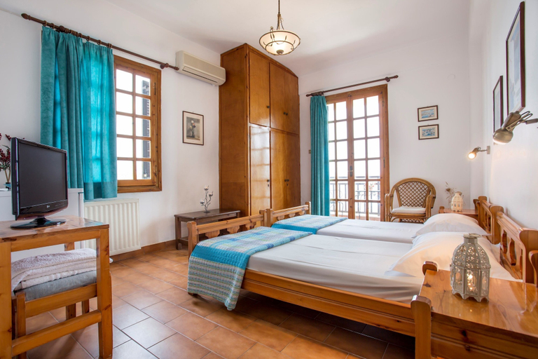 Bedroom 4, Villa Diamanti, Peloponnese