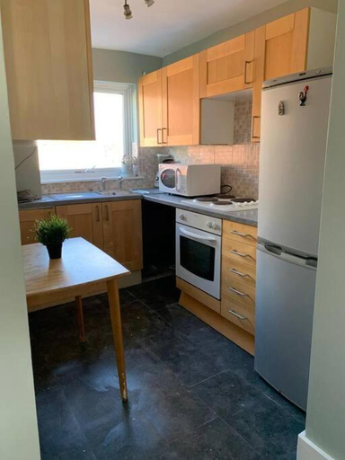 5, Earls Court Apartments, London