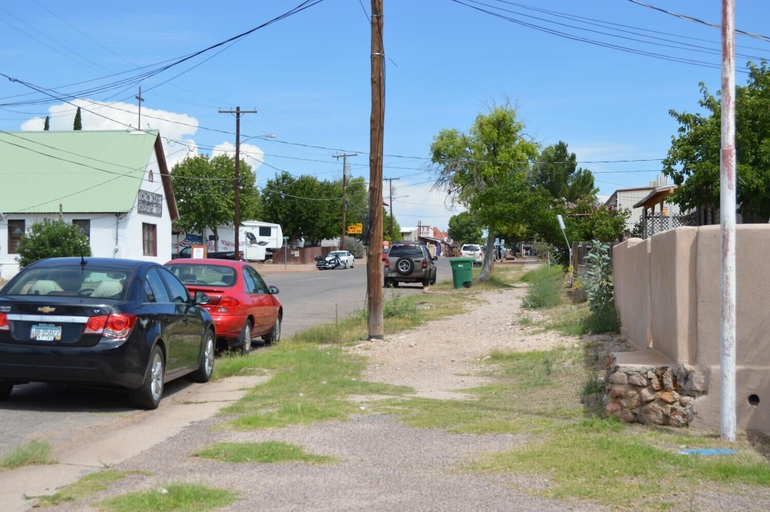 Others, Allen Street Inn, Cochise