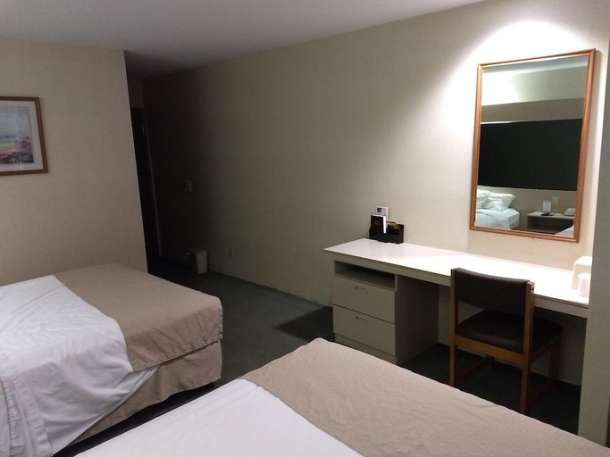 Bedroom 2, Monroe Heights Hotel Clarion, Clarion