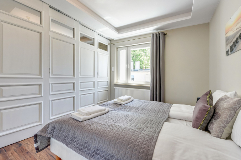 Room 3, Costa Brava - Affordable Accommodations in Sopot by Lion Apartments, Sopot
