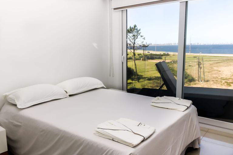 Bedroom 4, Azure Towers, n.a351