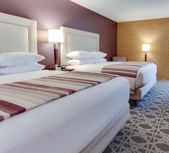 Bedroom 3, Drury Inn & Suites Louisville East, Jefferson