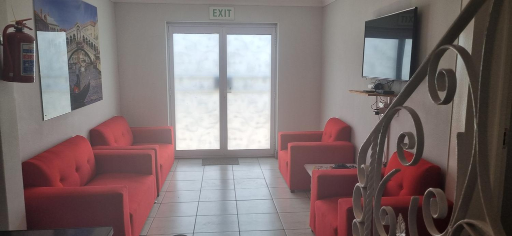 Facilities 4, 6 Crawford Road, Rondebosch East, City of Cape Town
