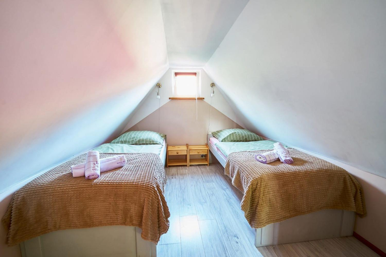 Bedroom 3, Domek Pod Lasem, Kłodzko