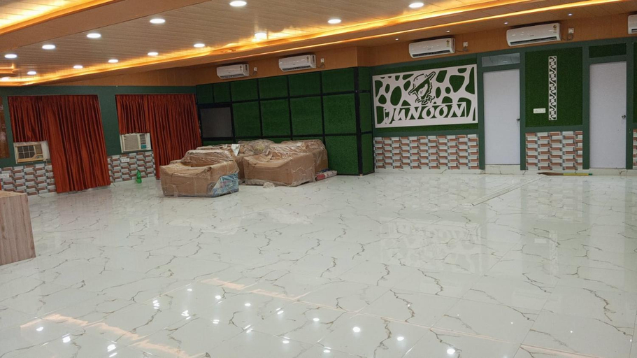 4, Hotel Paramveer, Muzaffarpur