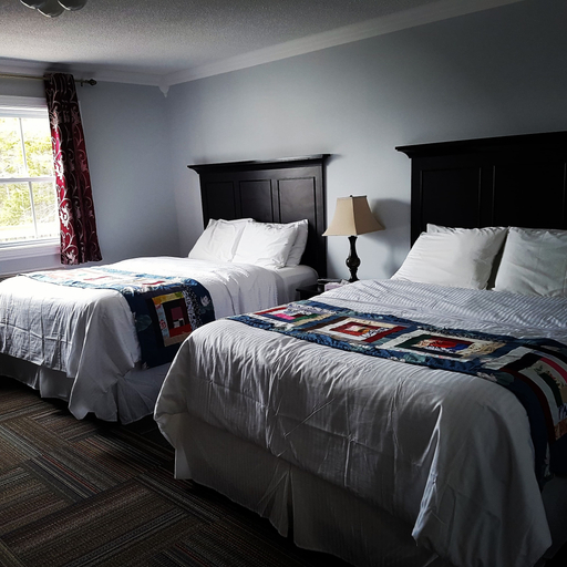 Room 5, Seaport Inn, Division No. 7