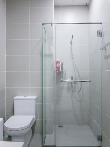 Bathroom 4, D.D Condominium 1Bedrooms & Carpark Georgetown 23Cc, Penang Island