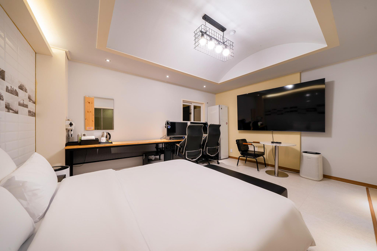 Bedroom 2, Ansan Gojandong Hill House, Hwaseong