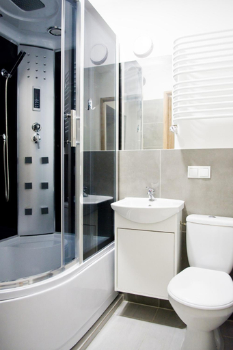 Bathroom 2, GOLD-BOX, Nowy Targ