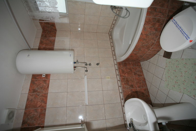 Bathroom 4, Apartments Vrata Baranje, Bilje
