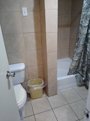 Bathroom 3, Clarysville Motel, Allegany