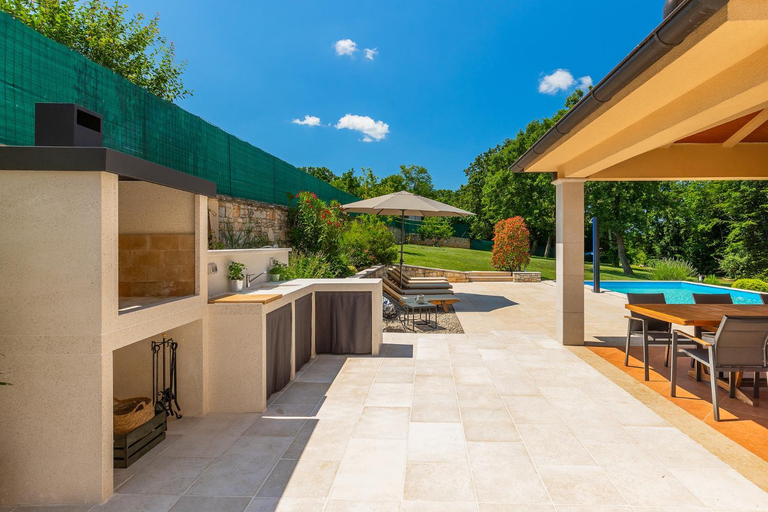 Food & Drinks 5, Villa Nona Nina by Villas Guide, Tinjan