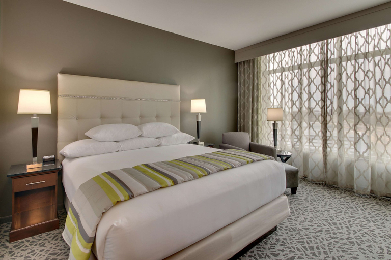 Bedroom 3, Drury Plaza Hotel Dallas Richardson, Collin