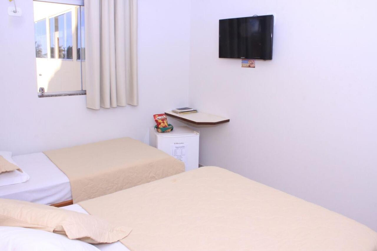 Bedroom 4, Flip Palace Hotel, Buriti Alegre