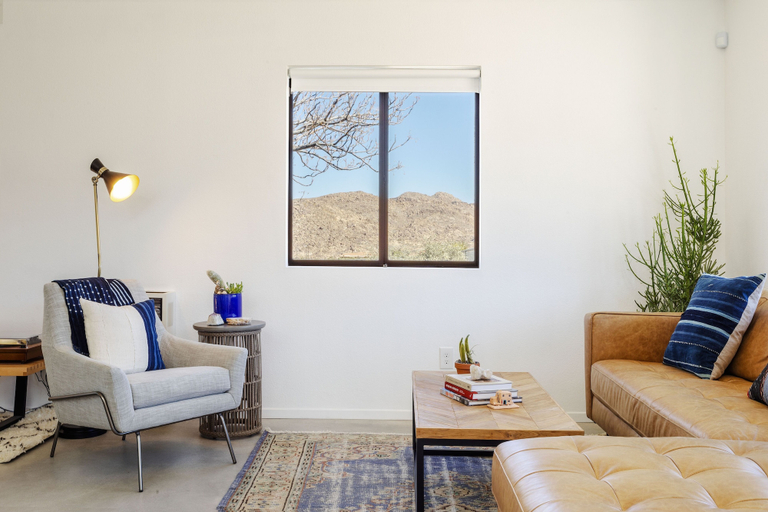 Interior 2, Twilight Terrace - Relax In Style 2 Bedroom Home by RedAwning, San Bernardino