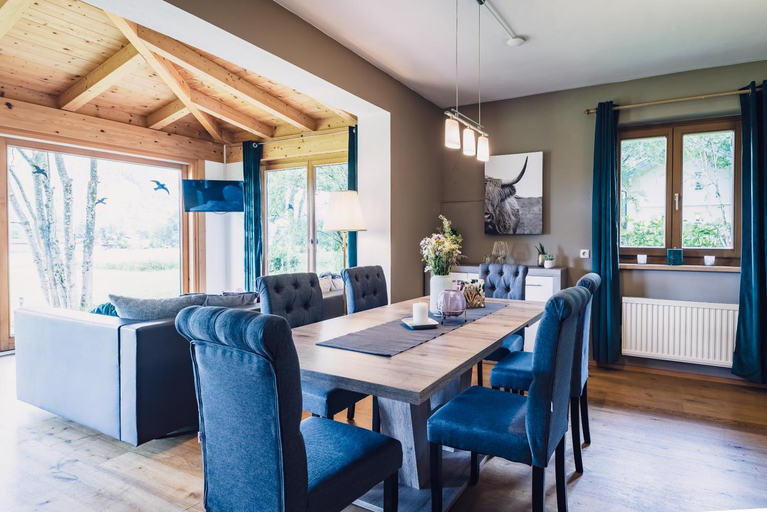 Others 4, Die Larchen-Lodge, Zell am See