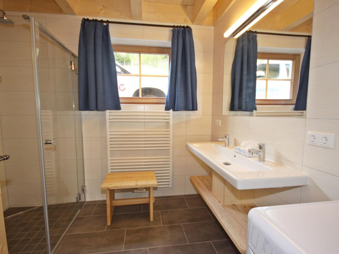 Bathroom 3, Chalet Glockner-1 by Interhome, Spittal an der Drau