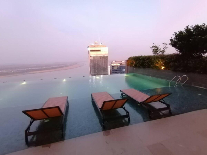 Sport & Beauty 2, (P) Homely & Comfy 2BR Apt w Rooftop infinity Pool, Phnom Penh
