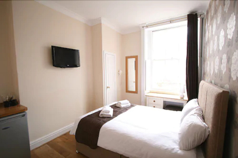 Bedroom 5, Central Studios Gloucester Place, Gloucestershire