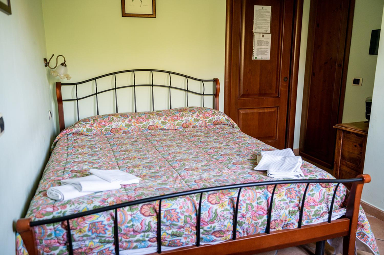 Bedroom 2, Agriturismo Casa Scola , Napoli