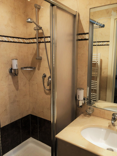 Bathroom 5, La Noce, Torino