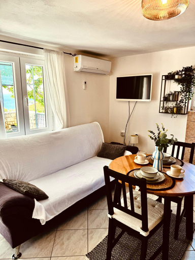 5, Apartments Lorena, Primošten