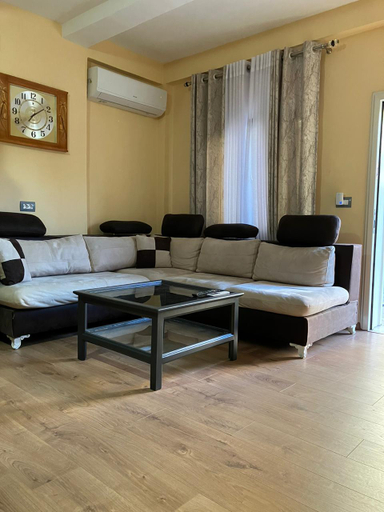 Others 5, Vila Murati, Tirana
