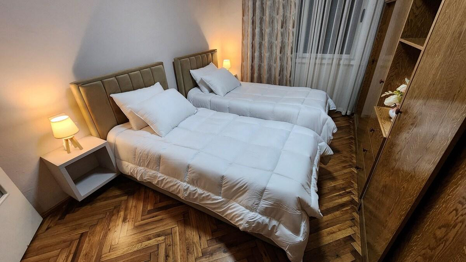 Bedroom 2, Edit's Apartment, Shkodrës
