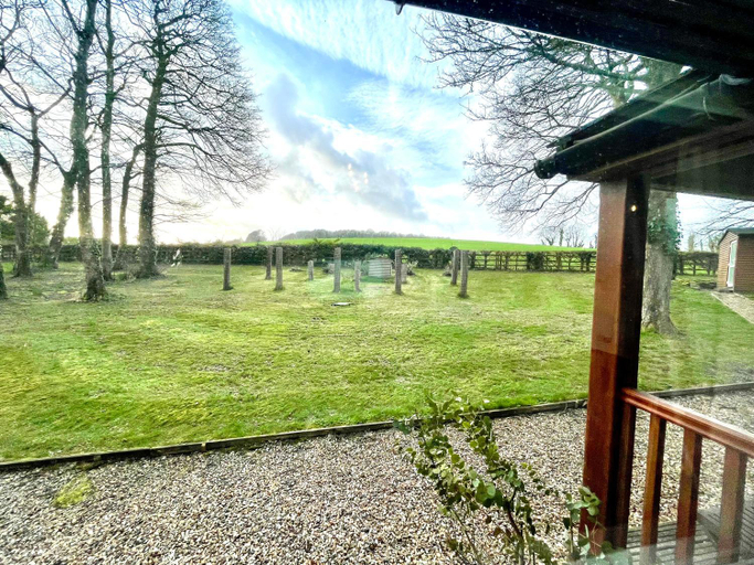Garden 3, The Applewood Lodge, Wiltshire
