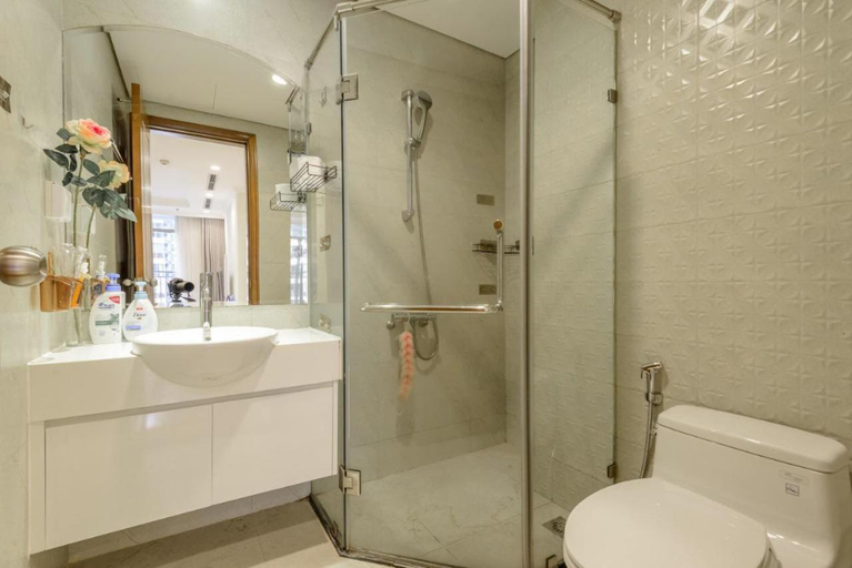 Bathroom 4, Bistro Apartment - Vinhomes Central Park, Bình Thạnh