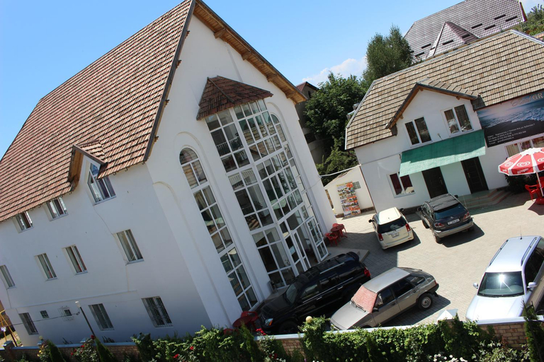Others 4, Grand Inn, Ysyk-Köl