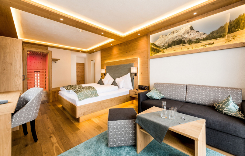 Bedroom 2, Wohlfühlhotel Berg Heil, Reutte