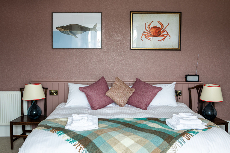 Bedroom 2, Three Tuns, Cornwall