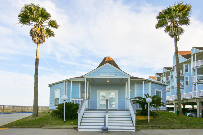 Exterior 4, Seascape 1314 1 Bedroom Condo by RedAwning, Galveston
