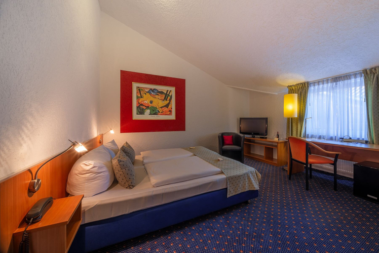 Others 5, Parkhotel Obertshausen, Offenbach