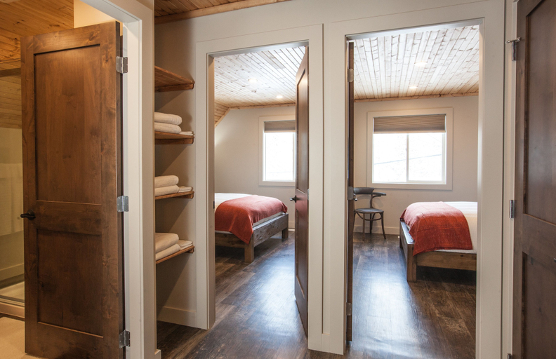 Bedroom 2, Boulder Mountain Resort, Columbia-Shuswap